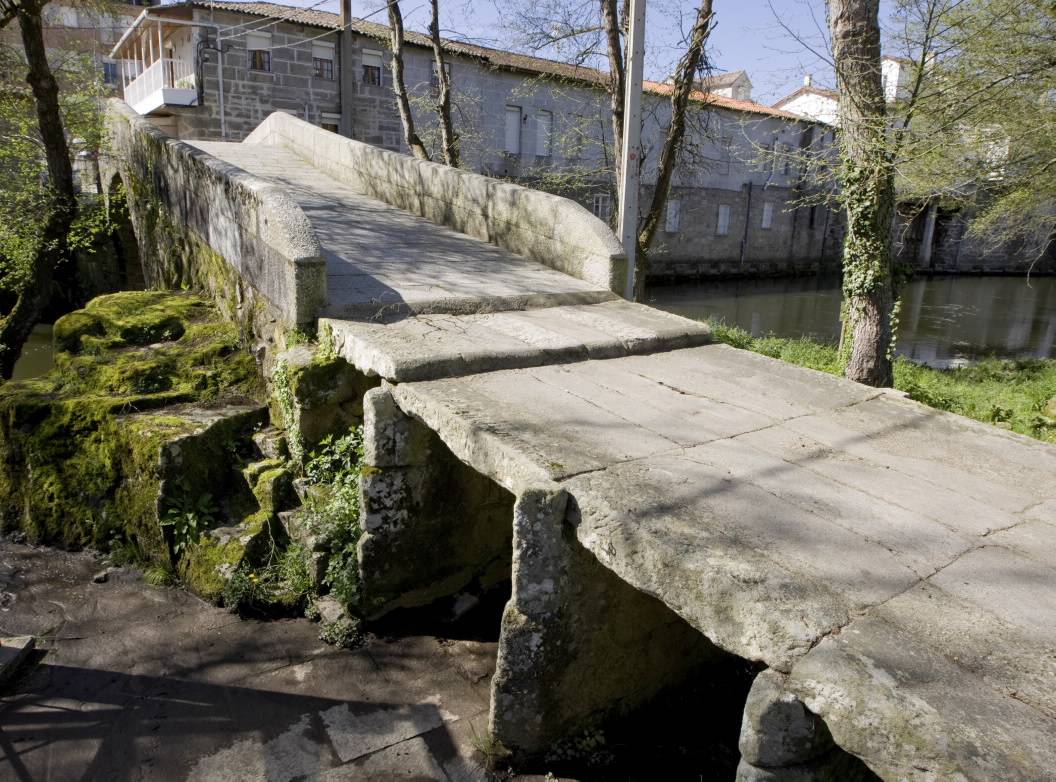 Puente romano de Baños de Molgas