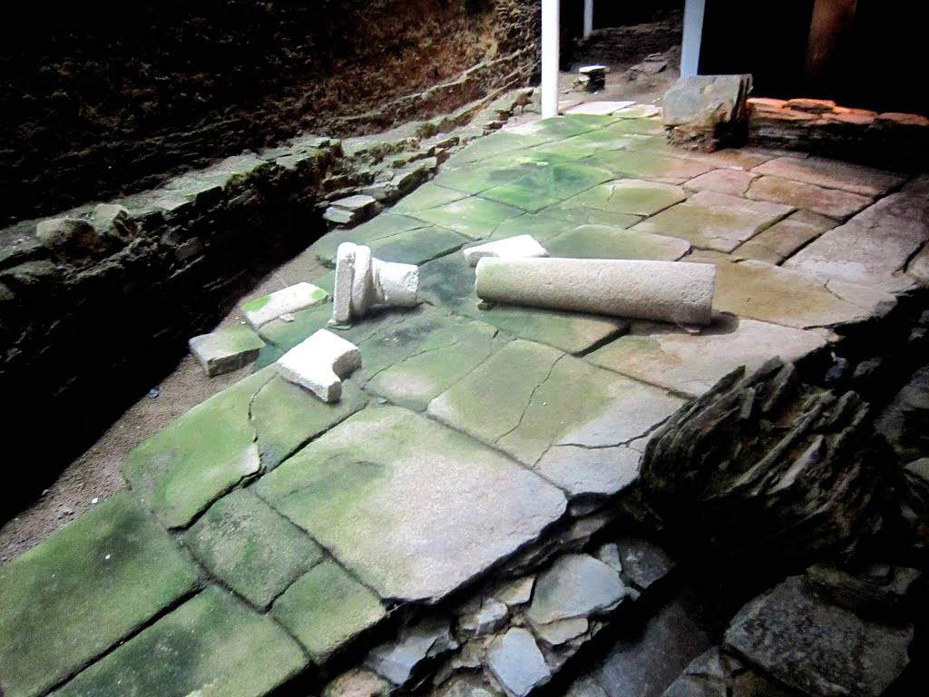 Museo Domus del Mitreo (Lugo) · Fotos, opiniones, cómo llegar...