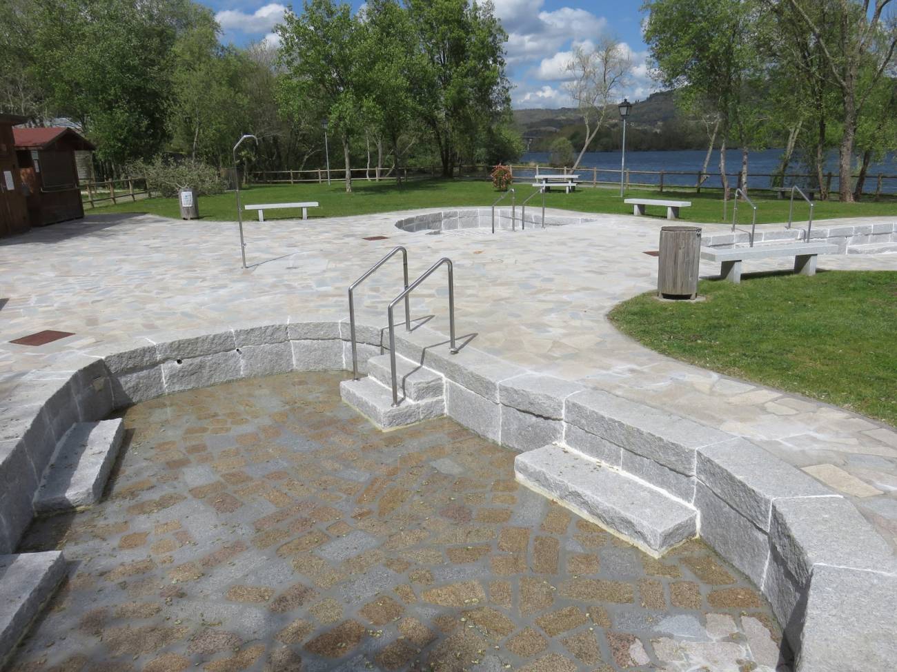 Pozas termales de Cenlle o Barbantes (Cenlle) · Fotos, opiniones, cómo