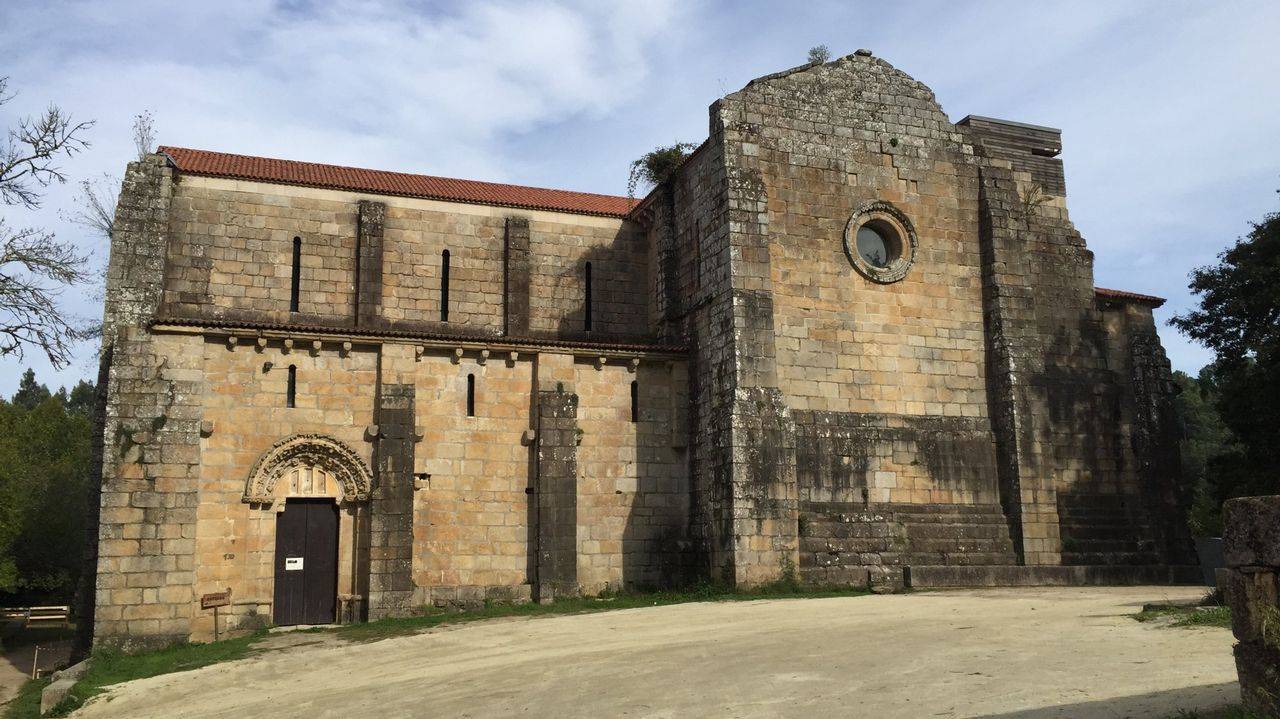 Monasterio de San Lorenzo de Carboeiro