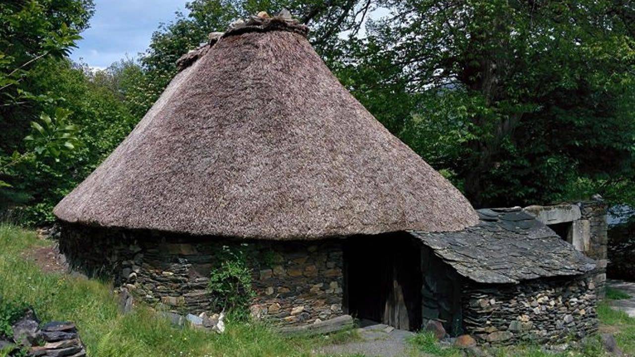 Conxunto etnográfico de San Román de Cervantes