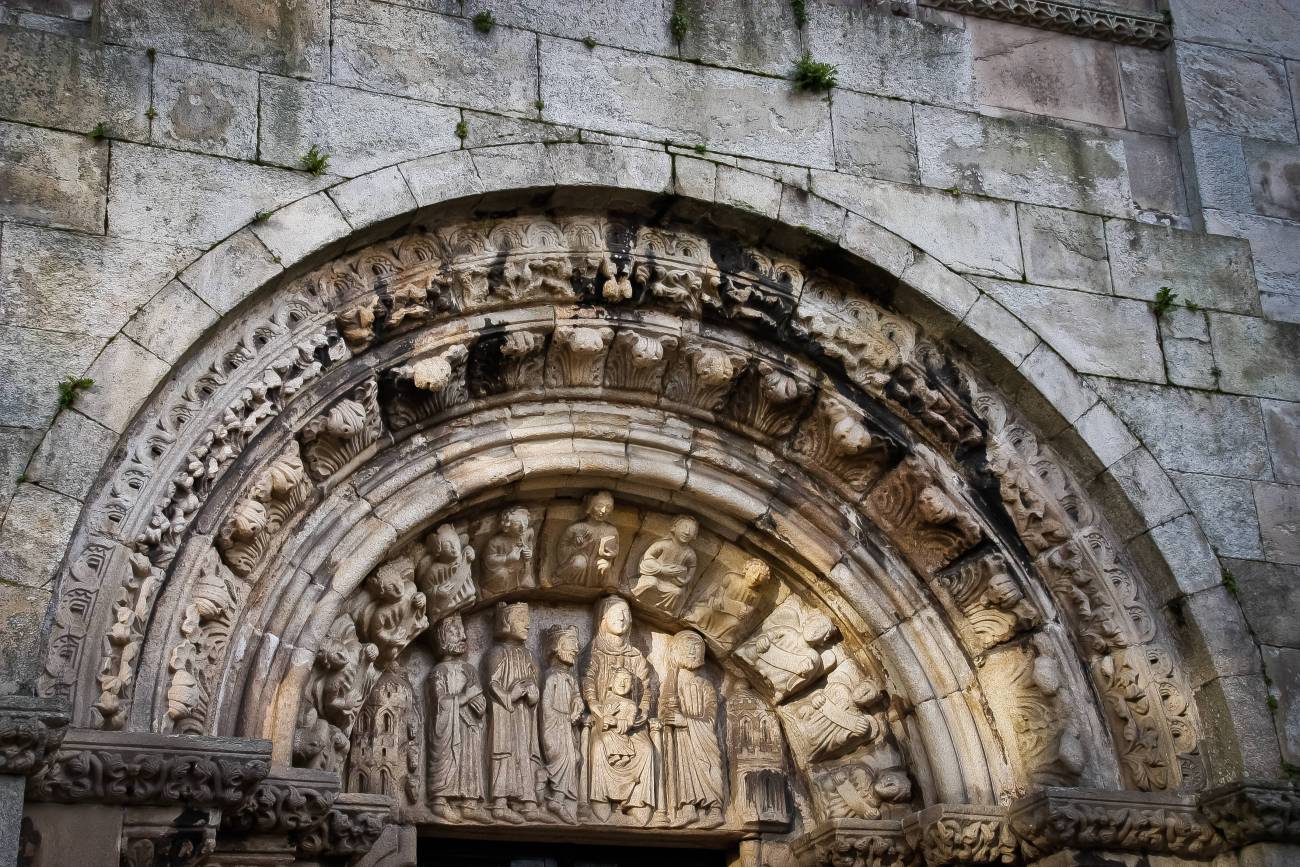 Colegiata Santa María del Campo