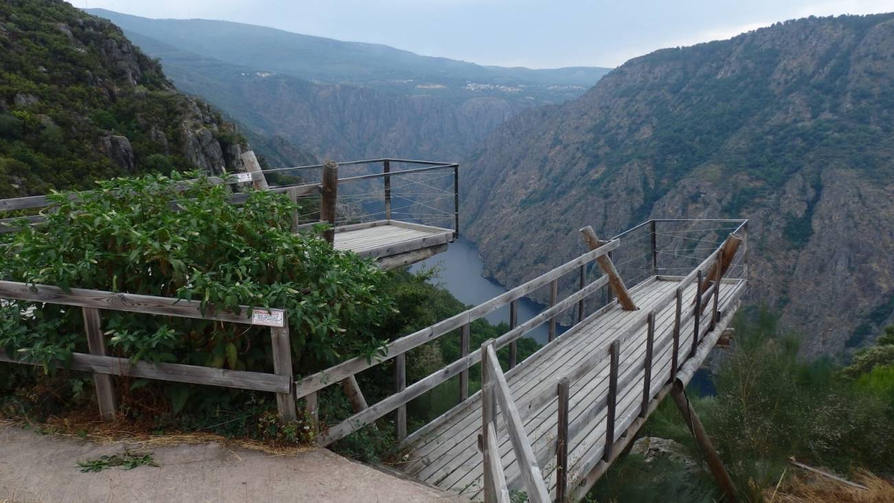 Mirador  As Xarinas do Castro (Cañones del Sil)